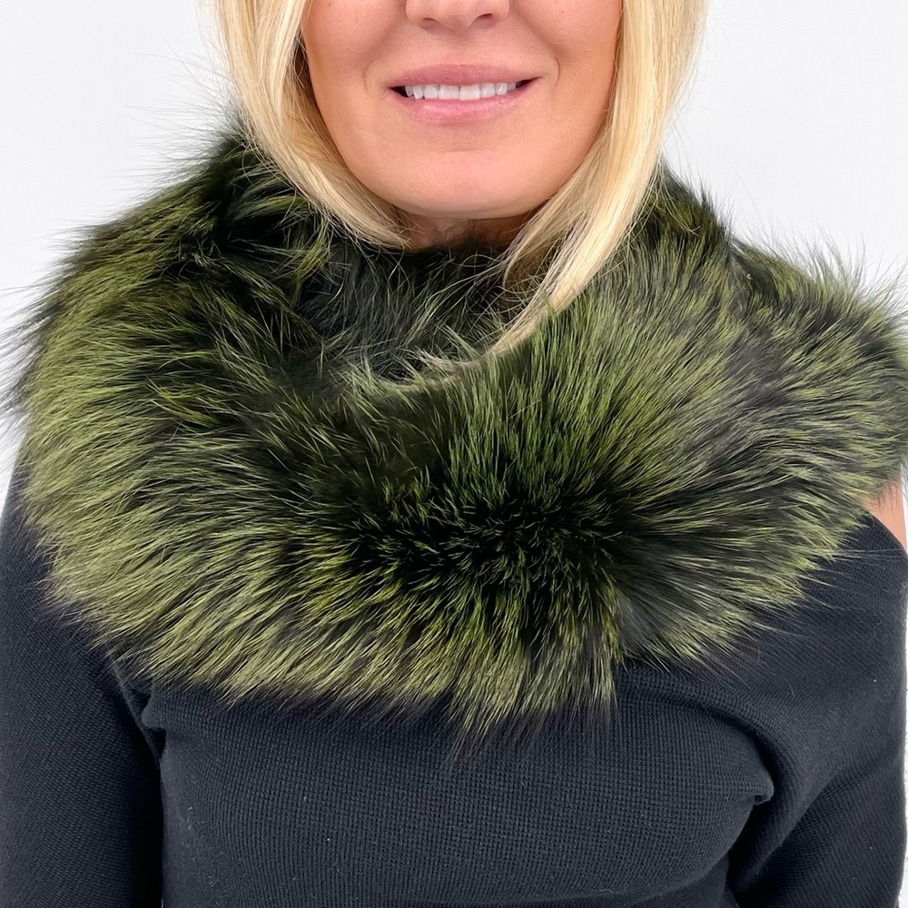 Knot rib with fur stripes scarf